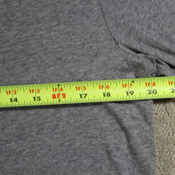 Eddie Bauer Size S Grey Long Sleeve Henley Shirt - LIKE NEW - Picture 2 of 6